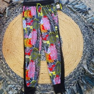 Zumba Unity Jogger Rain Mist. Z1B00742. XS. NWT.